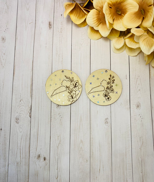 Leo Zodiac Flower Month Keychain